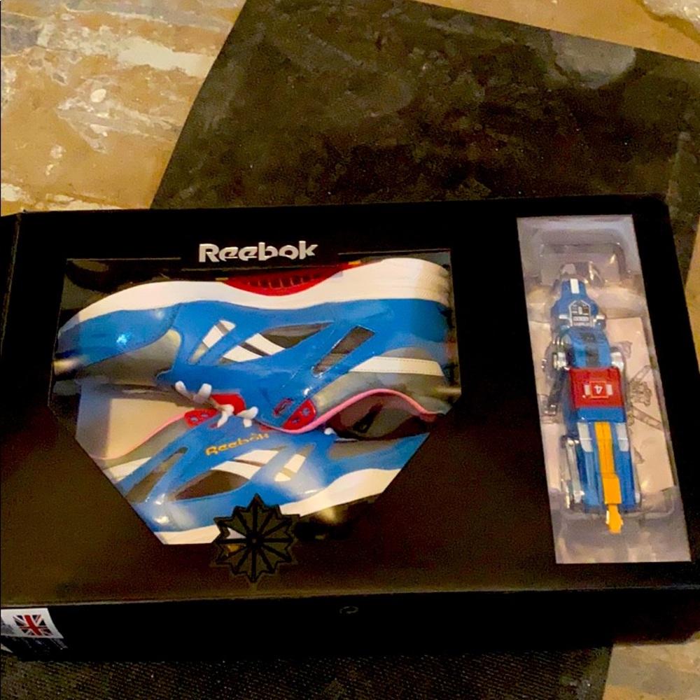 Reebok Voltron Pack